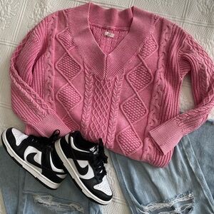 🩷Aerie Oversized Cable Knit V-Neck Sweater Barbie Pink XS Valentines